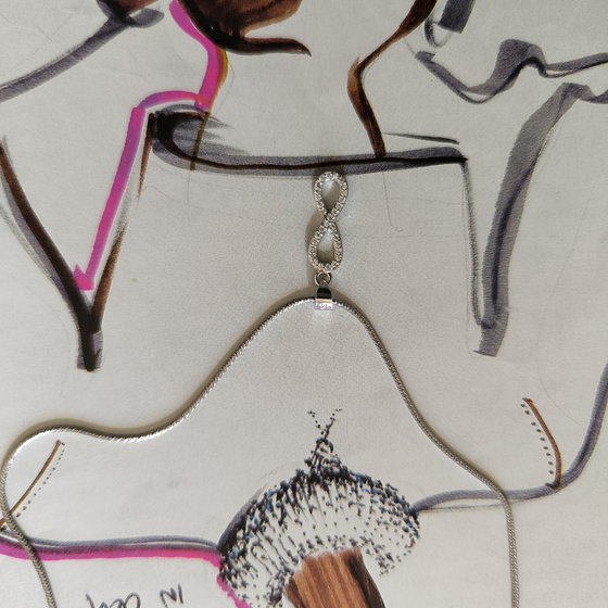 Серебряная подвеска с фианитами