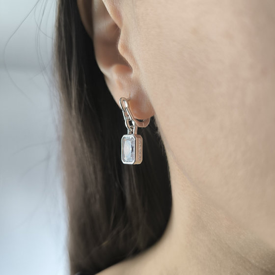 Серебряные серьги с фианитами