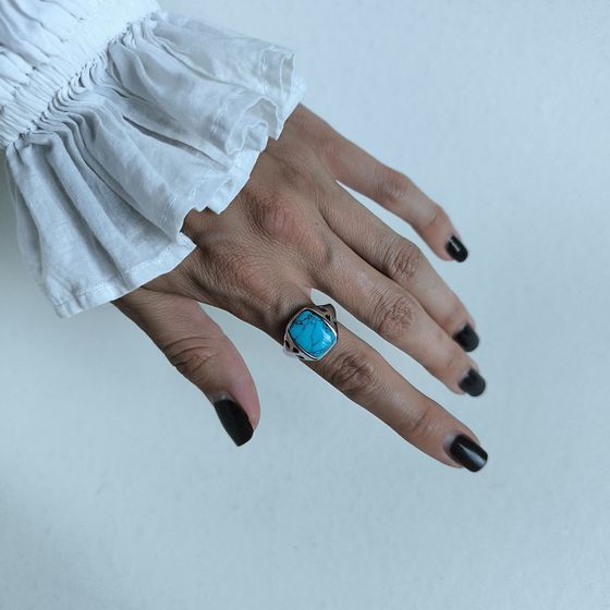 Серебряное кольцо с бирюзой