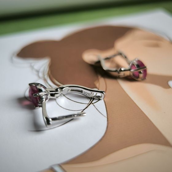 Серебряные серьги с рубином 2.313ct