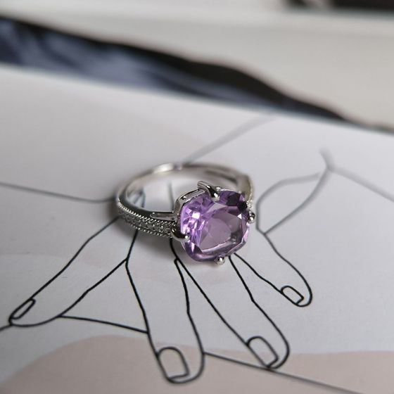 Серебряное кольцо с аметистом 3.923ct