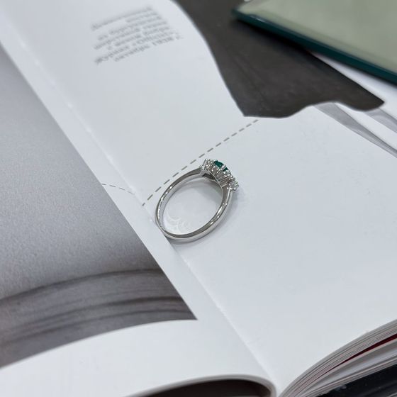 Серебряное кольцо с агатом