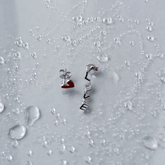 Серебряные серьги с емаллю