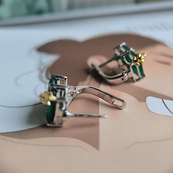 Серебряные серьги с агатом