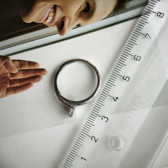 Серебряное кольцо с фианитами 0.12ct