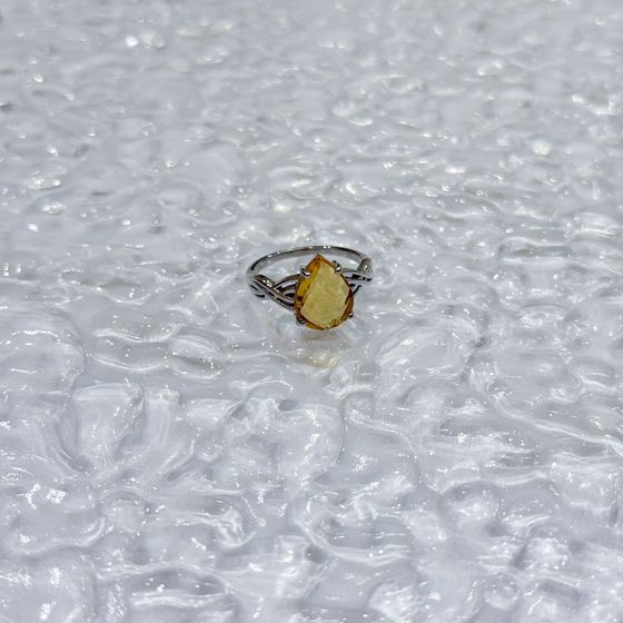 Серебряное кольцо с цитрином nano 3.526ct