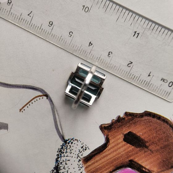 Серебряное кольцо с топазом Лондон Блю 7.378ct