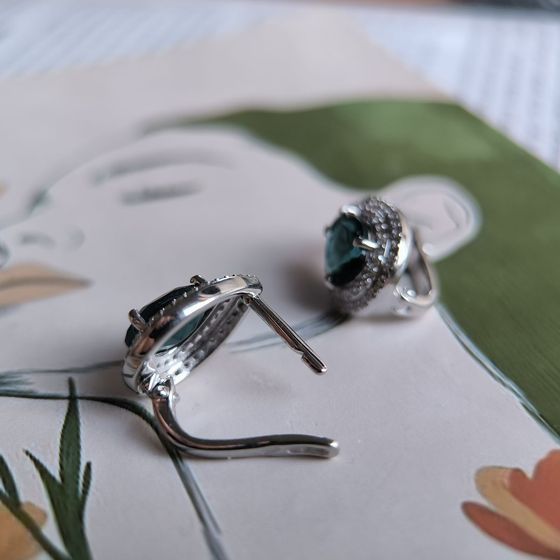 Серебряные серьги с топазом Лондон Блю 4.428ct, фианитами
