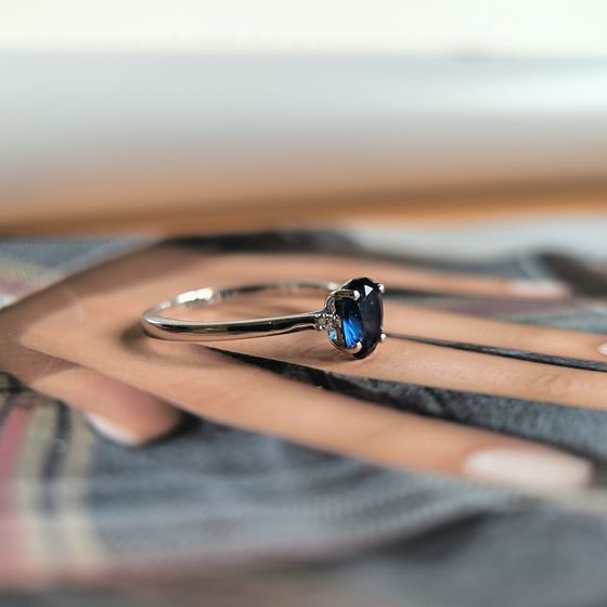 Серебряное кольцо с сапфиром nano 0.597ct