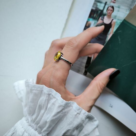 Серебряное кольцо с цитрином nano