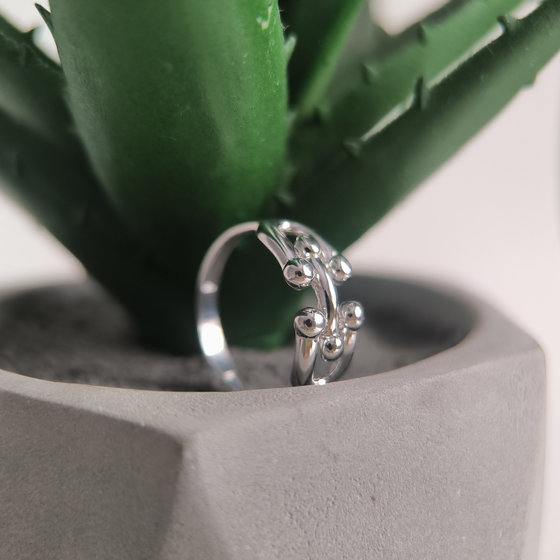 Серебряное кольцо без камней