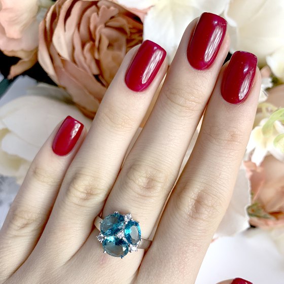 Серебряное кольцо с топазом Лондон Блю 2.473ct