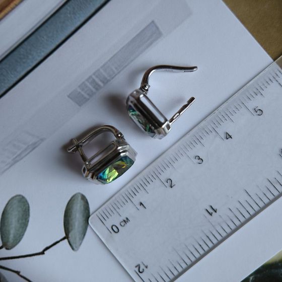 Серебряные серьги с мистик топазом 4.563ct