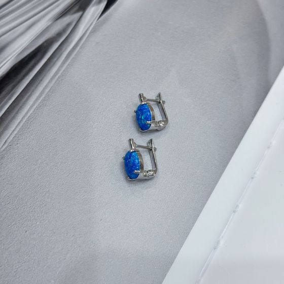 Серебряные серьги с опалом