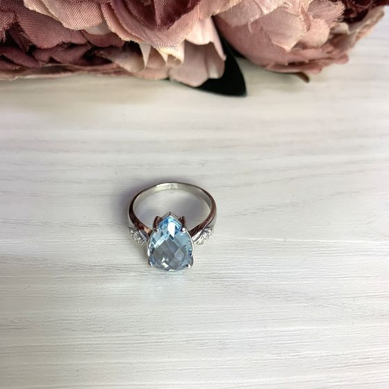 Серебряное кольцо с топазом 5.455ct