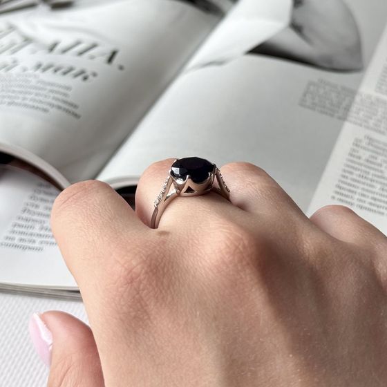 Серебряное кольцо с сапфиром 5.472ct