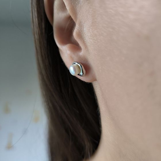 Серебряные серьги с жемчугом