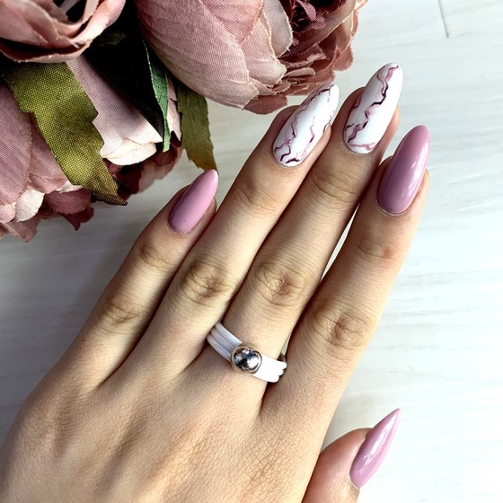 Серебряное кольцо с керамикой