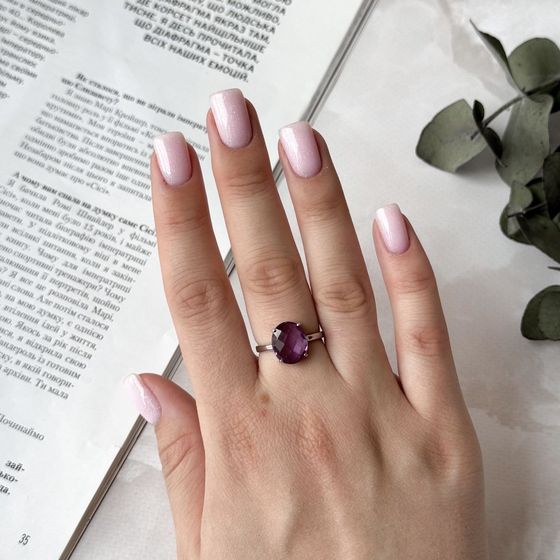 Серебряное кольцо с александритом