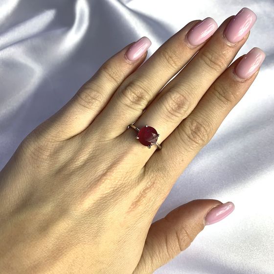 Серебряное кольцо с рубином