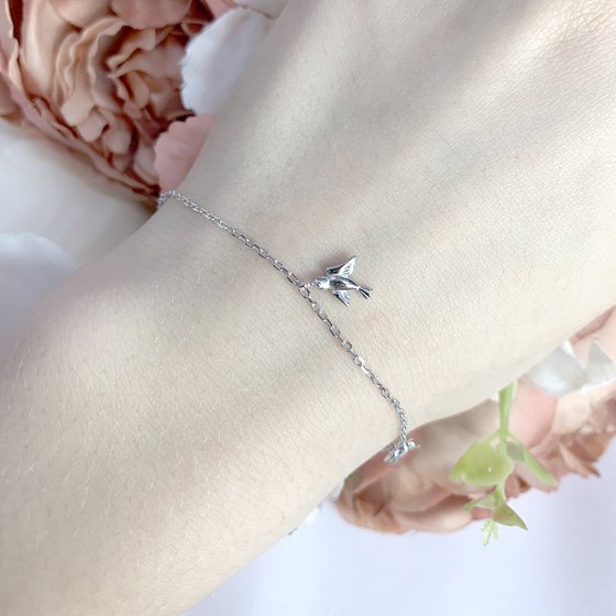 Серебряный браслет без камней