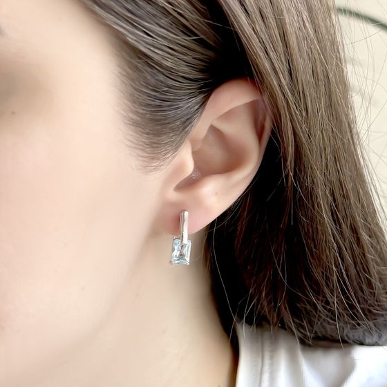 Серебряные серьги с топазом 3.667ct