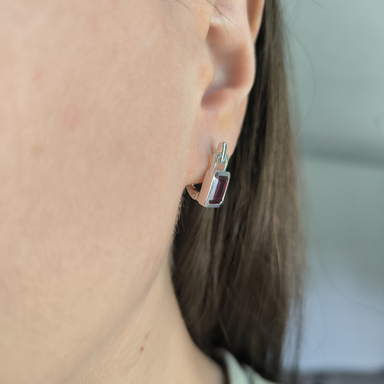 Серебряные серьги с гранатом nano 2.523ct
