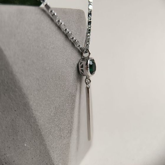 Серебряная подвеска с изумрудом nano 0.95ct