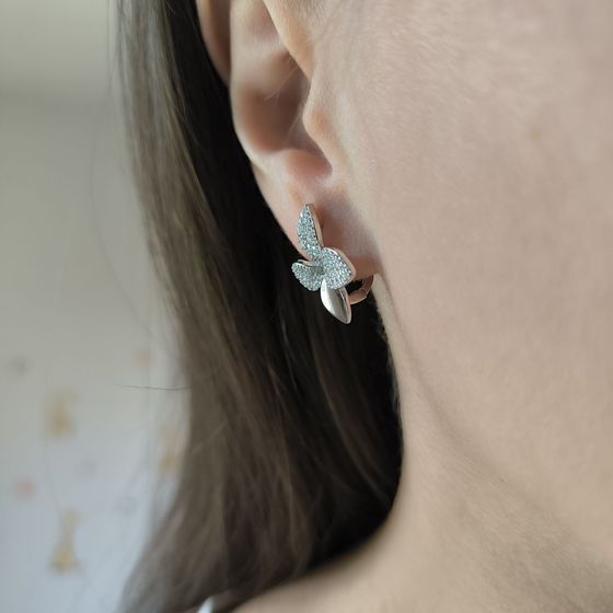 Серебряные серьги с фианитами