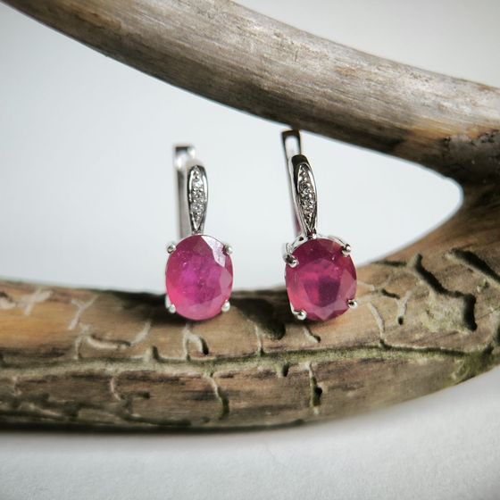 Серебряные серьги с рубином 7.007ct