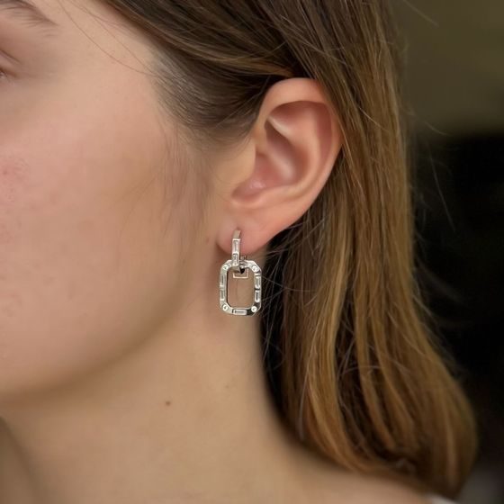 Серебряные серьги с фианитами