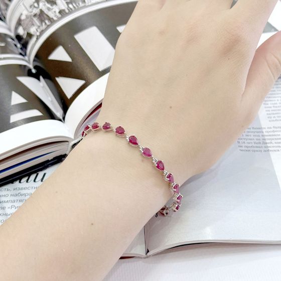 Серебряный браслет с рубином 10.543ct