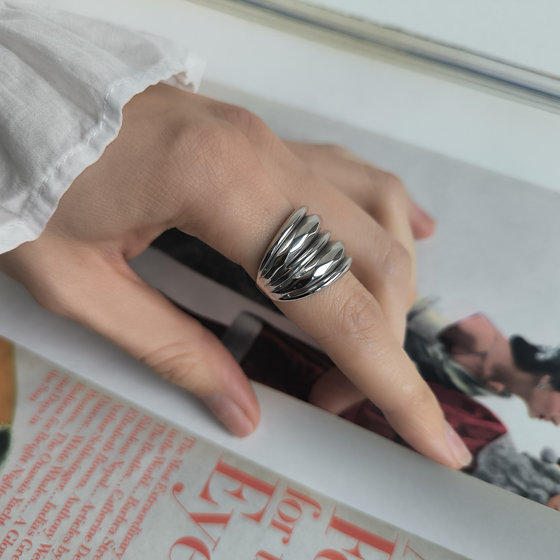 Серебряное кольцо без камней