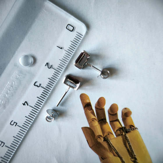 Серебряные серьги с гранатом 2.444ct