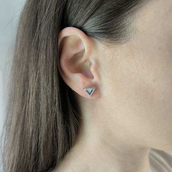 Серебряные серьги с перламутром, фианитами