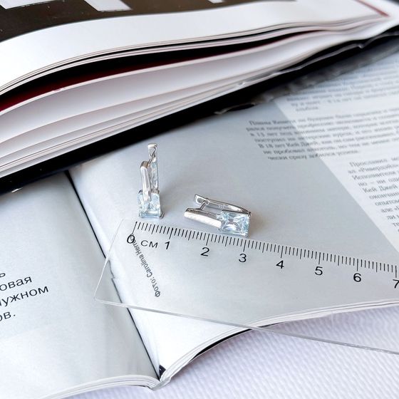Серебряные серьги с топазом 3.863ct