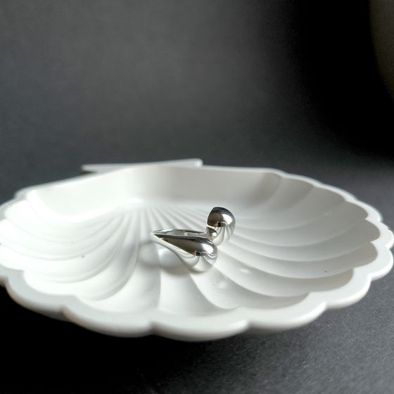 Серебряное кольцо без камней