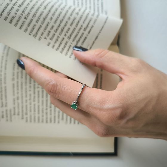 Серебряное кольцо с изумрудом 0.381ct