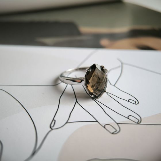 Серебряное кольцо с раухтопазом (дымчатым кварцем) 4.925ct