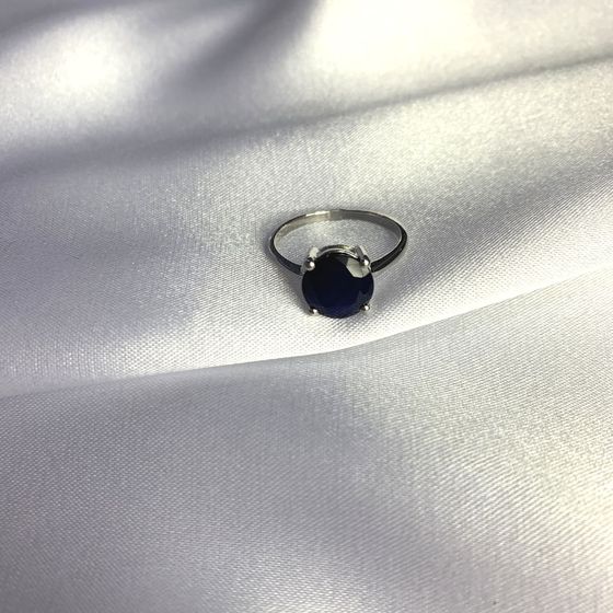 Серебряное кольцо с сапфиром 3.743ct