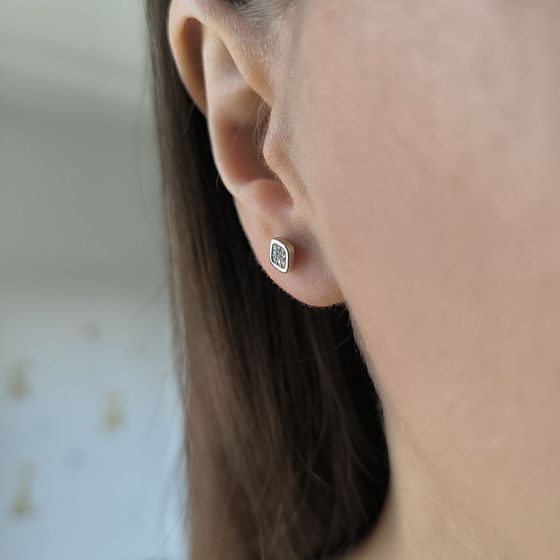 Серебряные серьги с фианитами