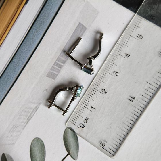 Серебряные серьги с мистик топазом 1.155ct