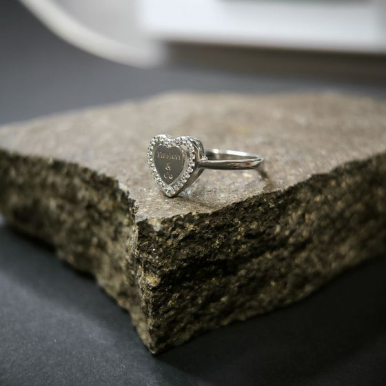 Серебряное кольцо с фианитами