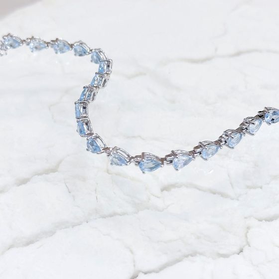 Серебряный браслет с топазом 8.865ct