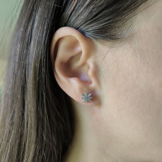 Серебряные серьги с фианитами