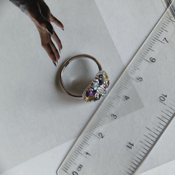 Серебряное кольцо с аметистом 3.048ct, цитрином, хризолітом, топазом