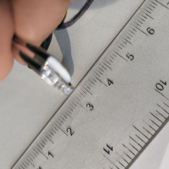 Серебряное кольцо с емаллю, фианитами Серебряное кольцо с емаллю, фианитами