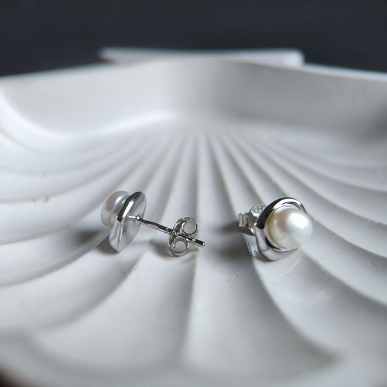 Серебряные серьги с жемчугом