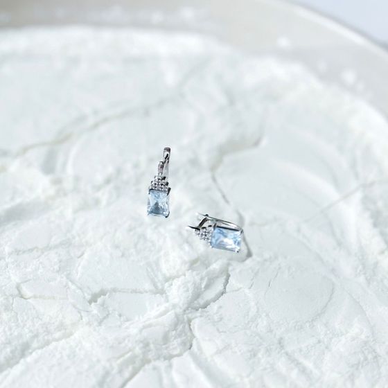 Серебряные серьги с топазом 3.897ct