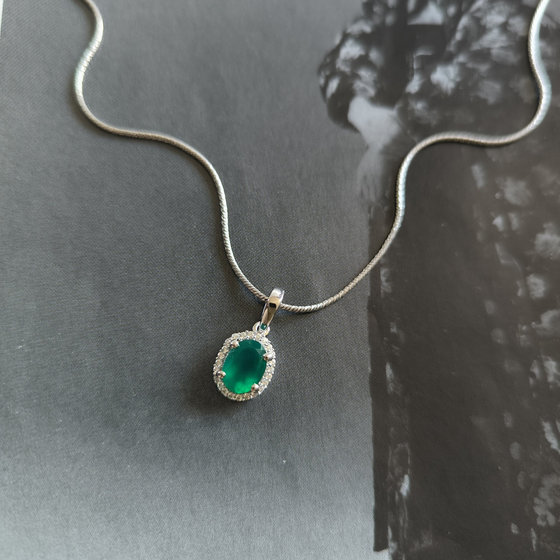 Серебряная подвеска с агатом 1.266ct, фианитами
